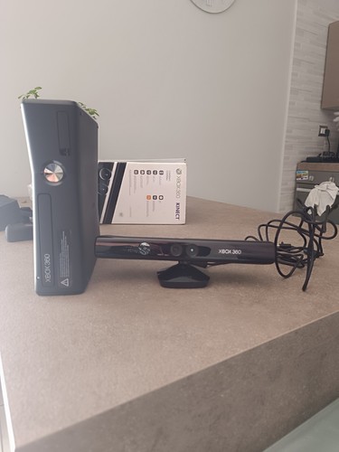 Xbox 360 slim 250gb - 360, kinect